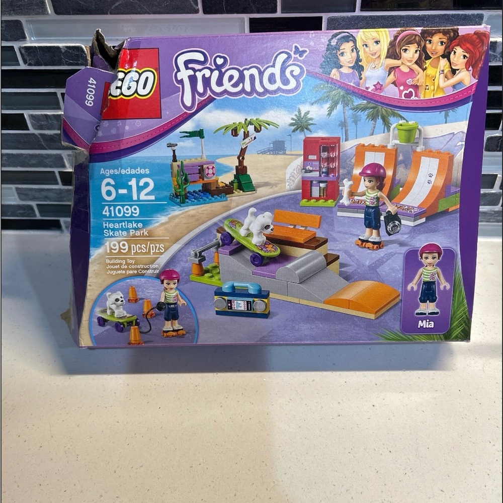 Lego Friends Heartlake Skate Park
